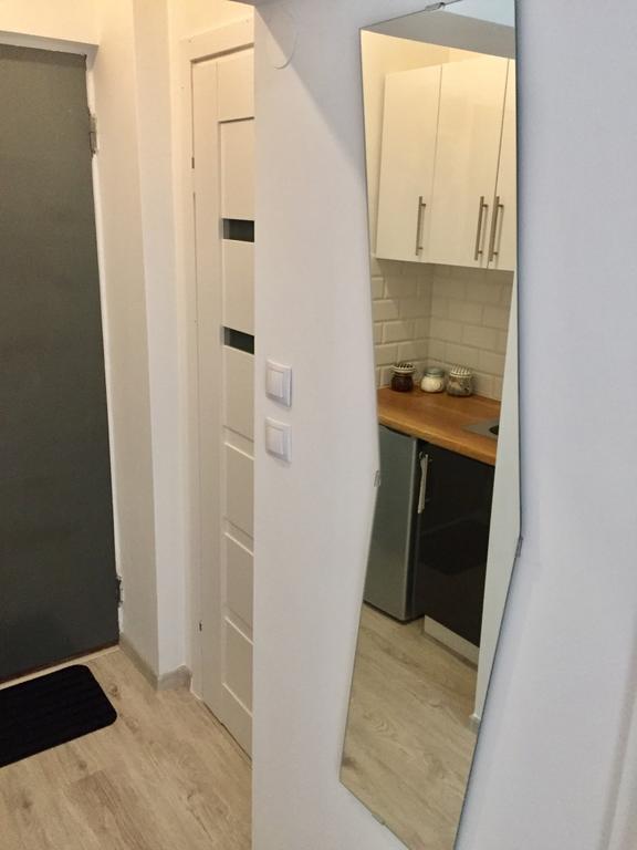 Apartament Zelazna Lägenhet Warszawa Exteriör bild