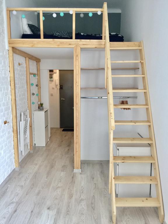 Apartament Zelazna Lägenhet Warszawa Exteriör bild